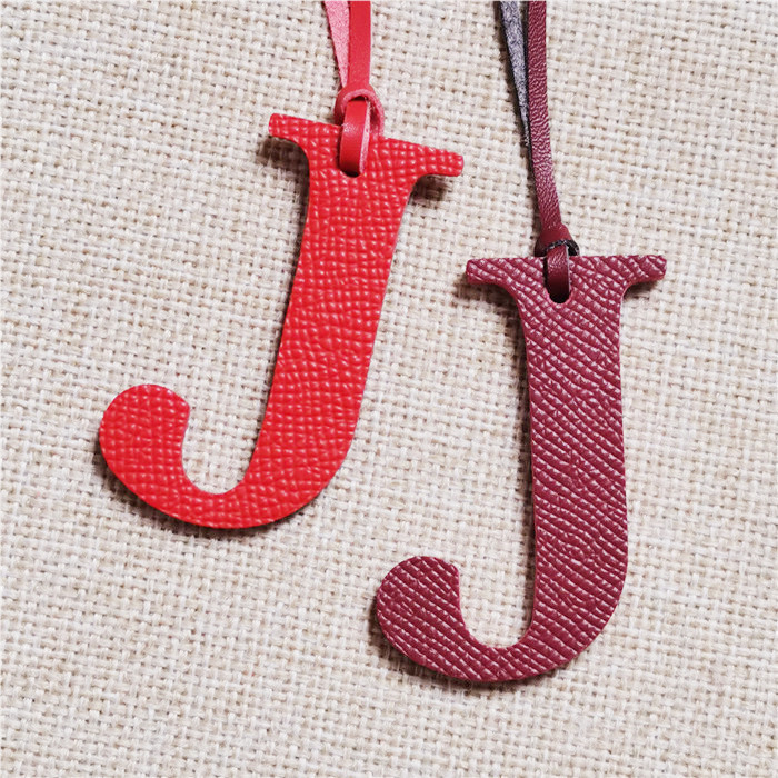 Monogram Keychain Leather - الإنجليزية رسالة H I J K