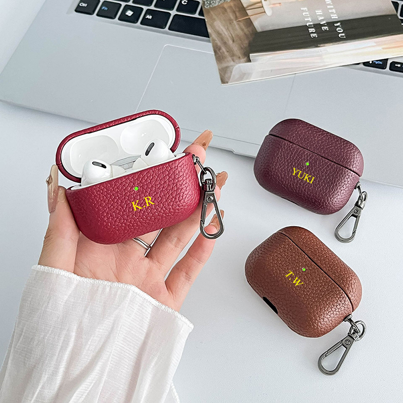 حافظة سماعات أذن صغيرة أنيقة ق - مراجعة Monogram Keychain Leather وسعره